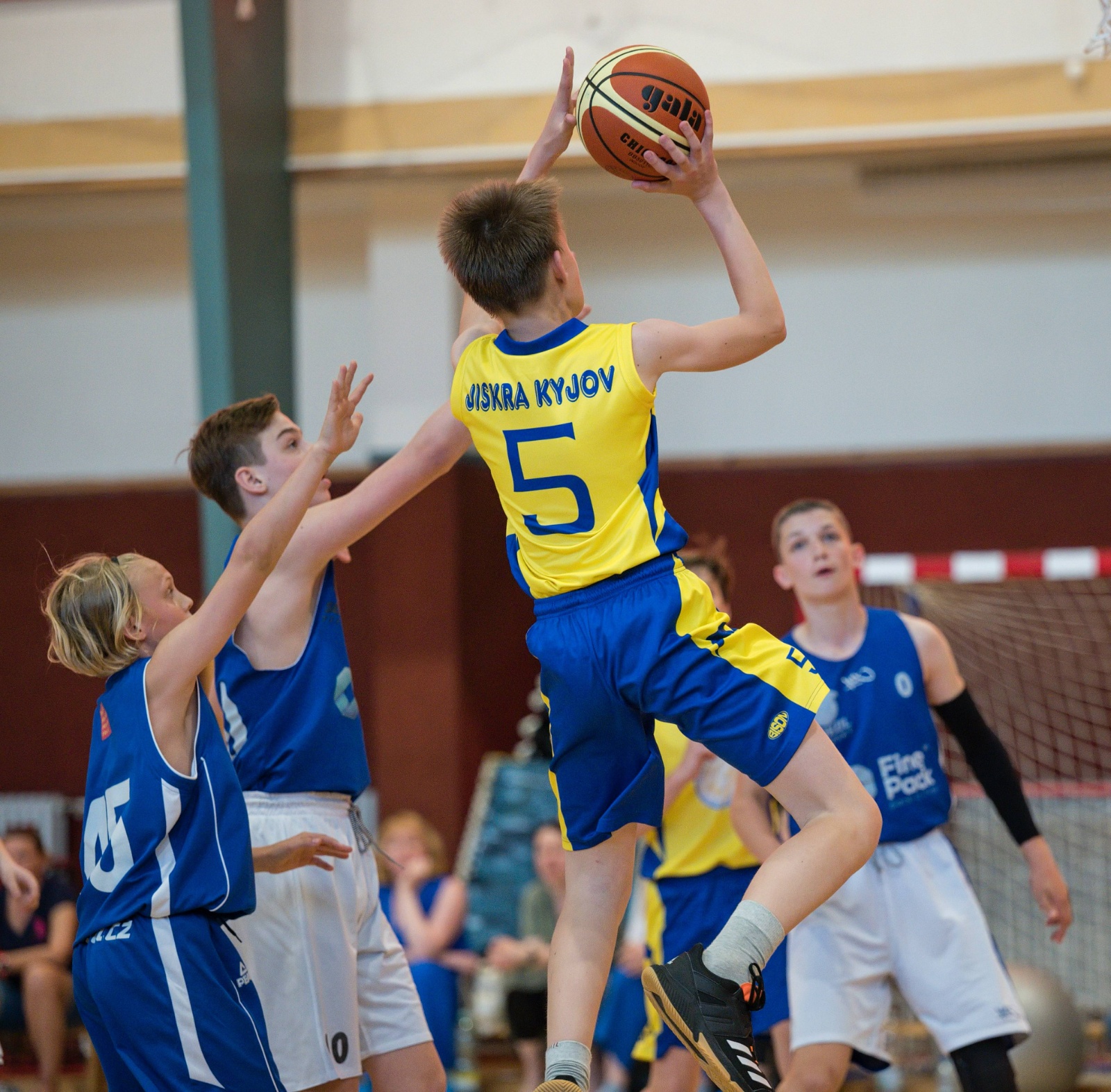 10.  Sokol Pražský vs. Jiskra Kyjov 70:39